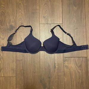 NWOT Lively navy bra with lace accents